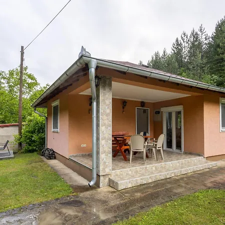 Kraljevski Kutak 2 Feriehus