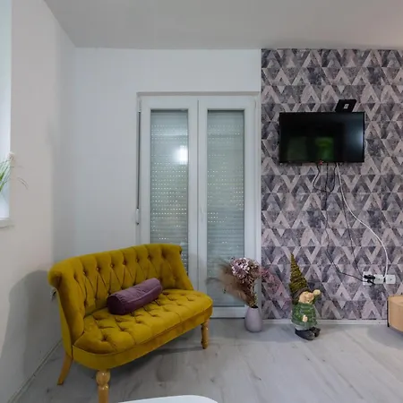 Kraljevski Kutak 2 Feriehus